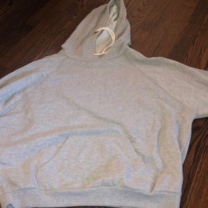 gray hooded sweatshirt